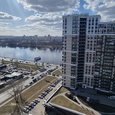 Крыленко ул., 2