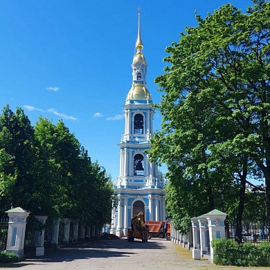 Никольская пл., 6